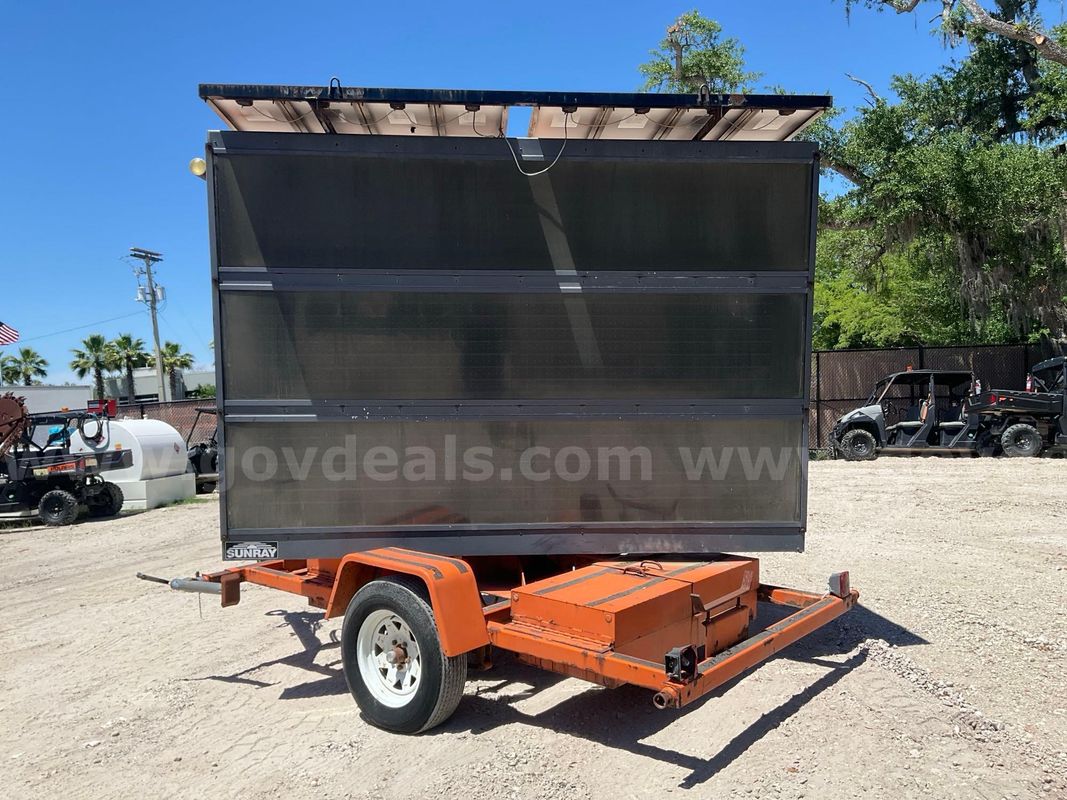 Wanco Arrow Mobile Message Board; Solar Powered; Towable Trailer Mounted; Bill Of Sale Only