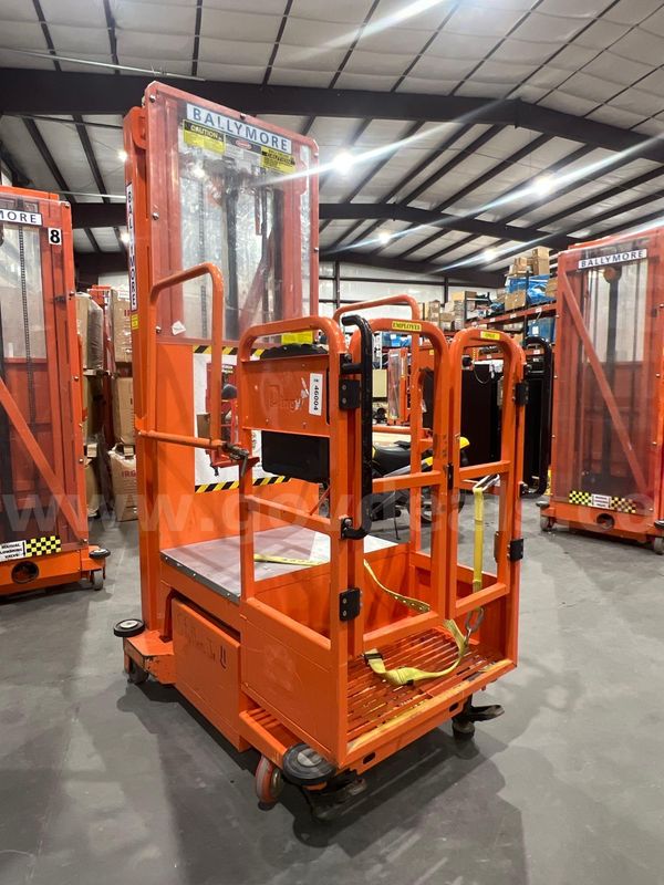 2015 BALLYMORE VERTICAL MAST MAN LIFT, MAX PLATFORM HEIGHT 12FT