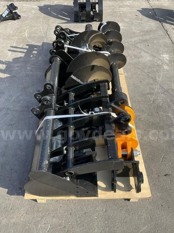 Unused 2026 Mini Excavator Attachment Set