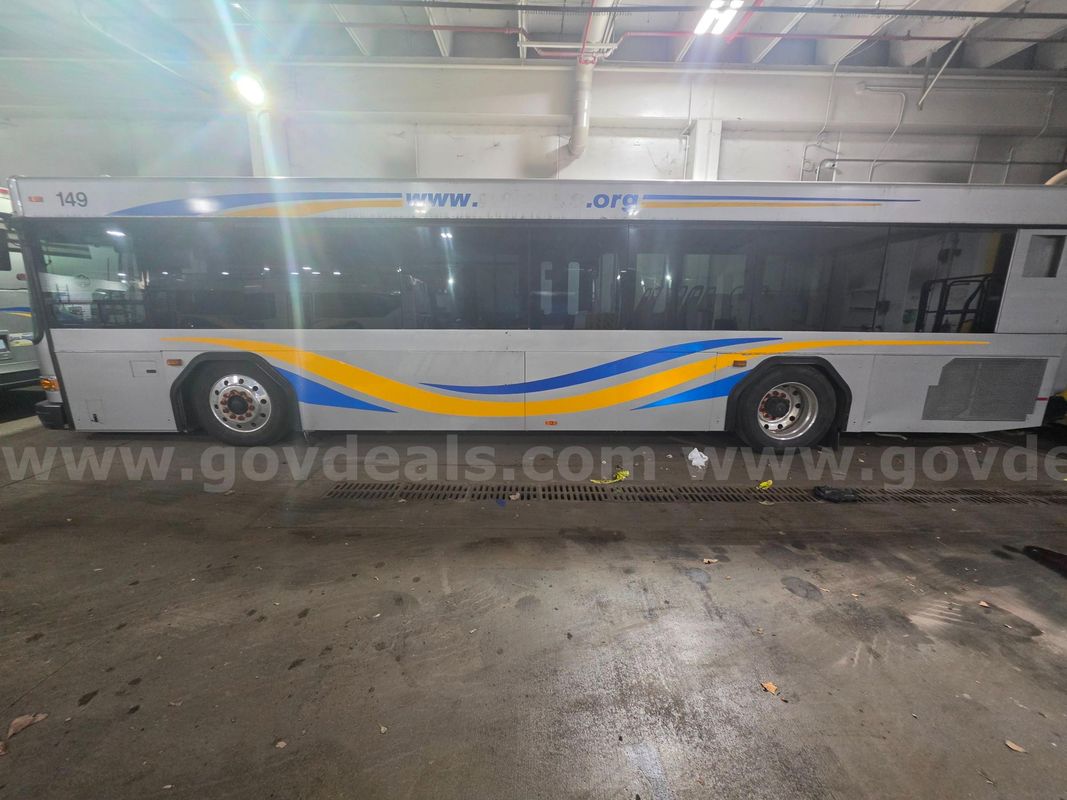 2005 Gillig Low Floor