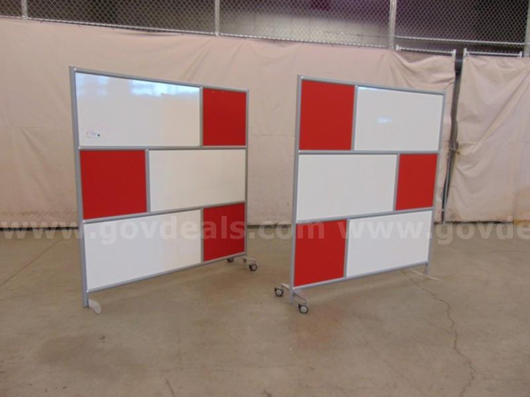 2 Room Dividers - C5