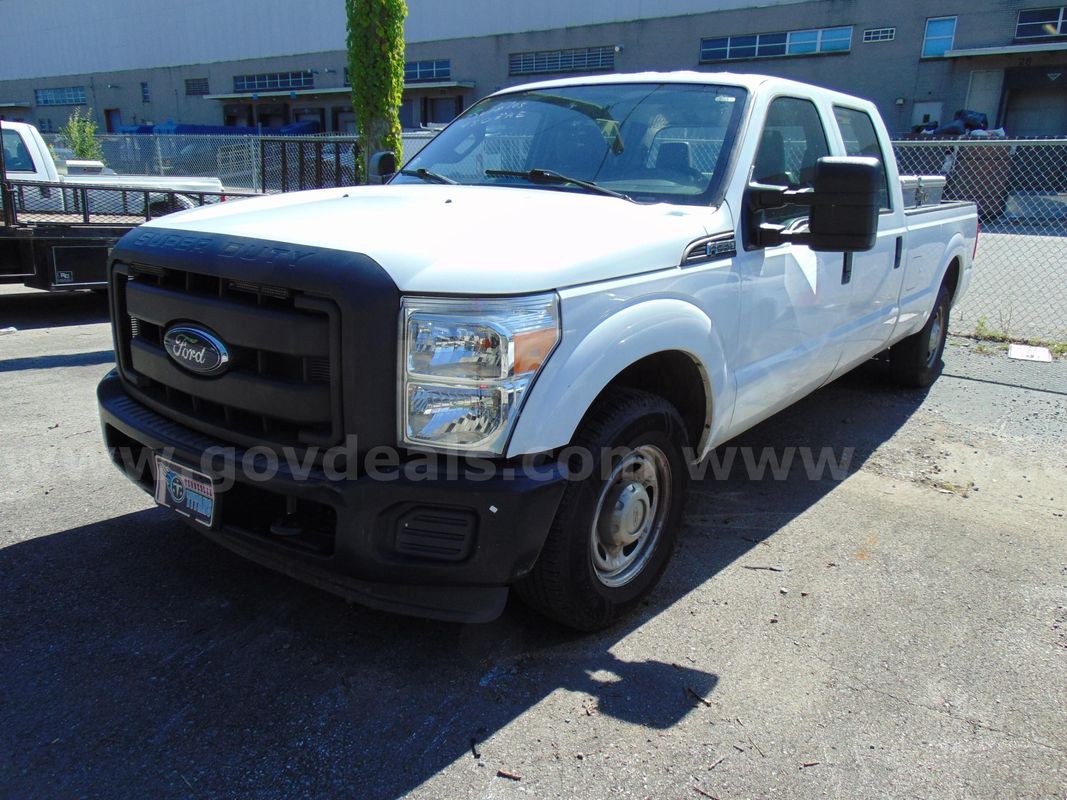 2015 Ford F-350 SD 2 WD Pickup - Surplus Lot