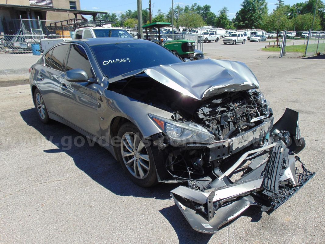 2017 Infiniti Q50 3.0t Premium AWD Sedan - Surplus Lot