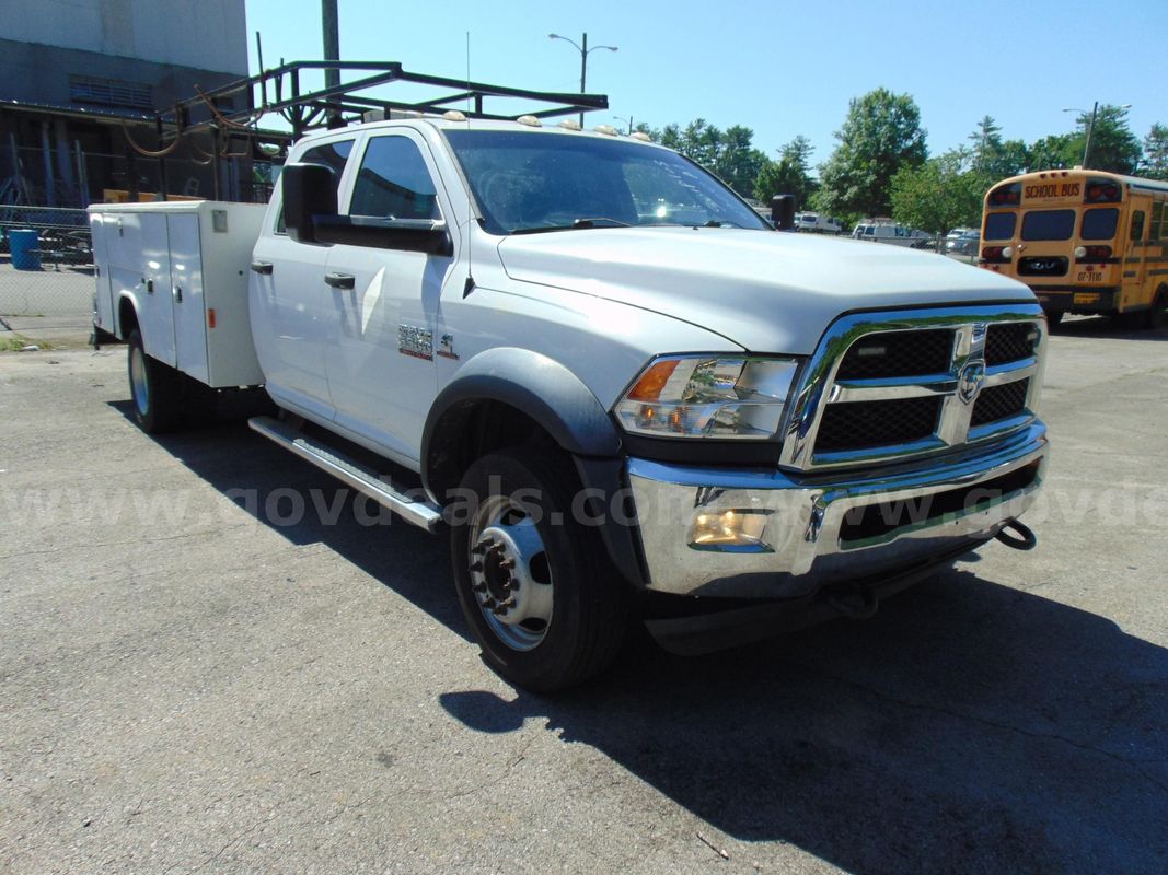 2016 RAM 5500 2 WD Utility Bed Pickup - Surplus Lot