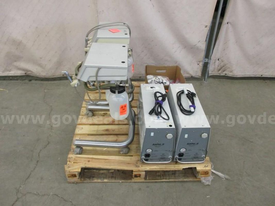 1 Lot of Medical Supplies - B7