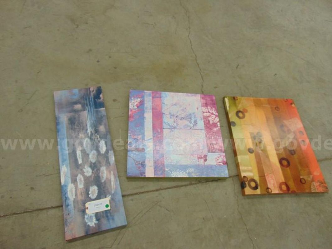 3 Pictures - B1