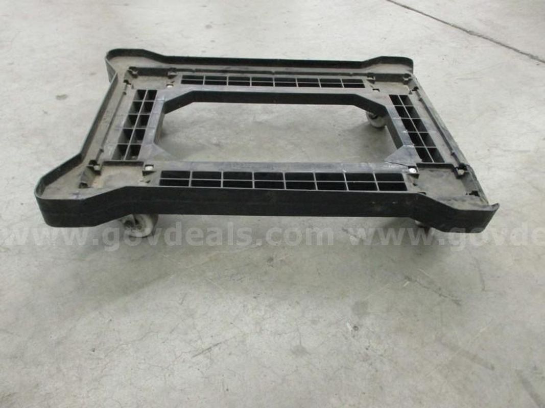 Rack with Rolling Dollies - B5
