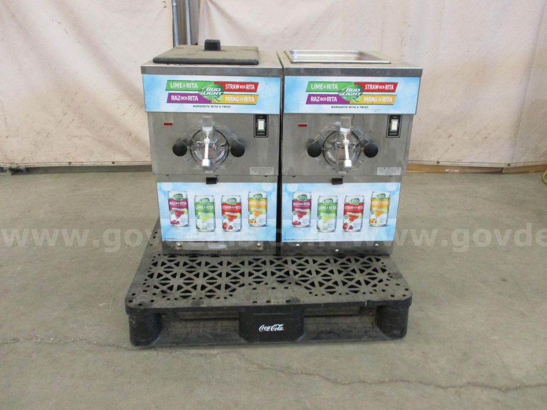 2 Cocktail Machines - B8