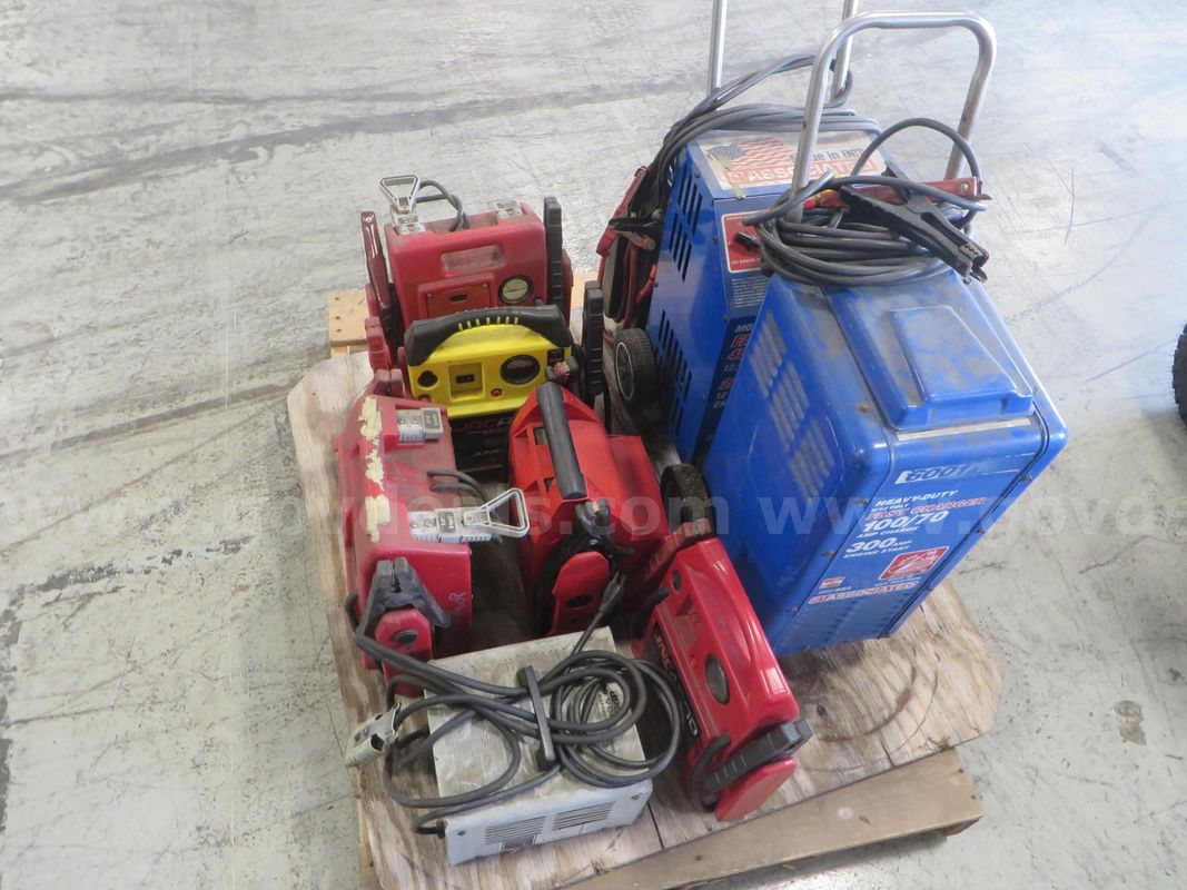 9 battery chargers/jump boxes