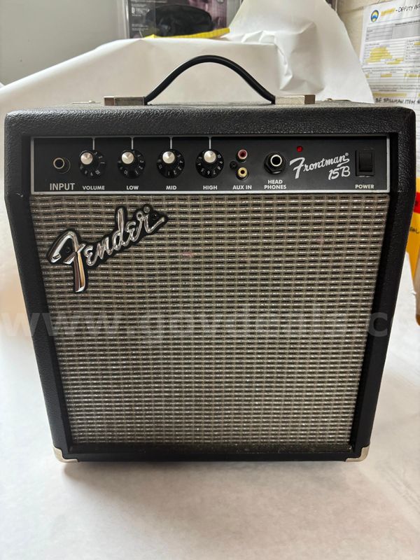 Fender Frontman 15B Bass Guitar Amplifier