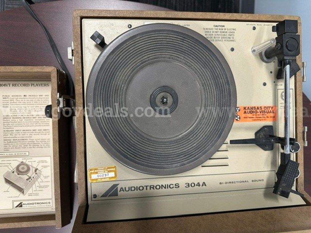 Audiotronics 304A Record Player