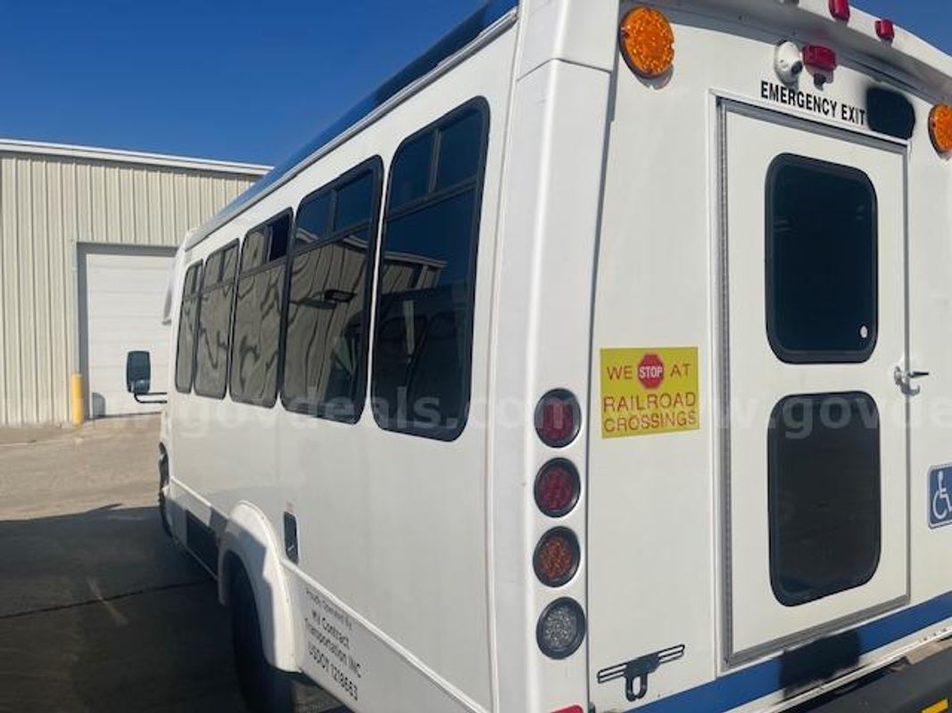 2019 FORD E450 Elkhart Coach-ELKC