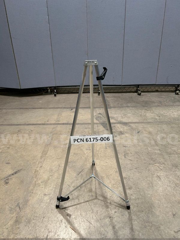 Tripod, Adjustable, Metal