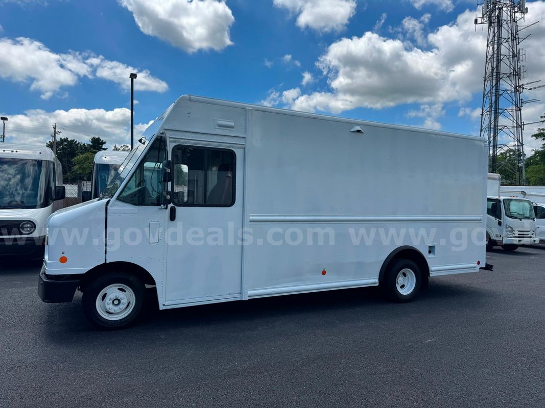 2019 Ford E450 Stepvan/ Parcel Delivery Van