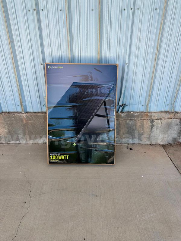 Boulder 100 Solar Panel – 100W Foldable Portable Panel – New