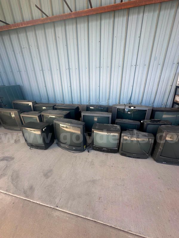 Lot of Assorted CRT Televisions