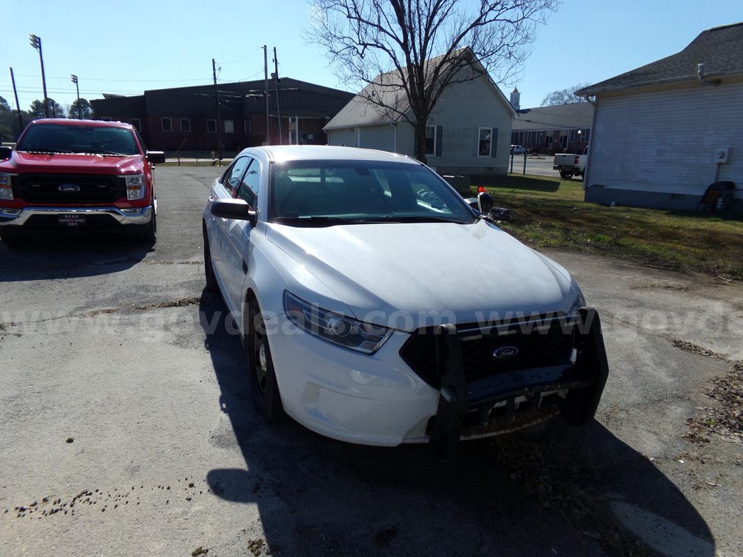 2018 Ford Taurus