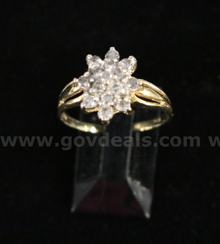 10K Yellow Gold Diamond Cluster Ring, 2.0 Grams