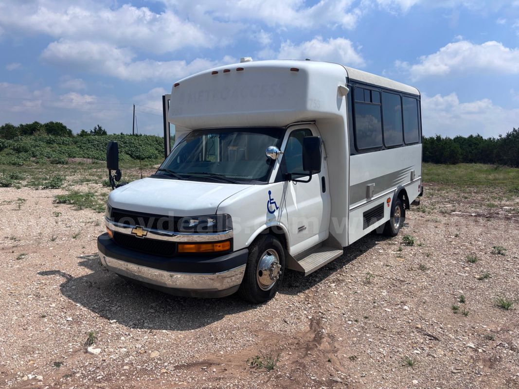 2016 Chevrolet Champion C4500 Shuttle Bus
