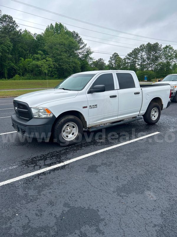 2018 Ram 1500 4x4 Crew Cab – 5.7L HEMI V8 – 159K Miles