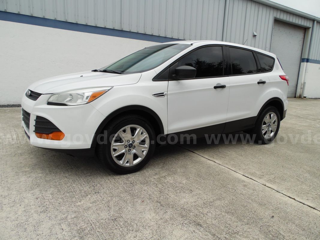 2016 Ford Escape Sport 4-Door SUV  Only 28,483 Miles
