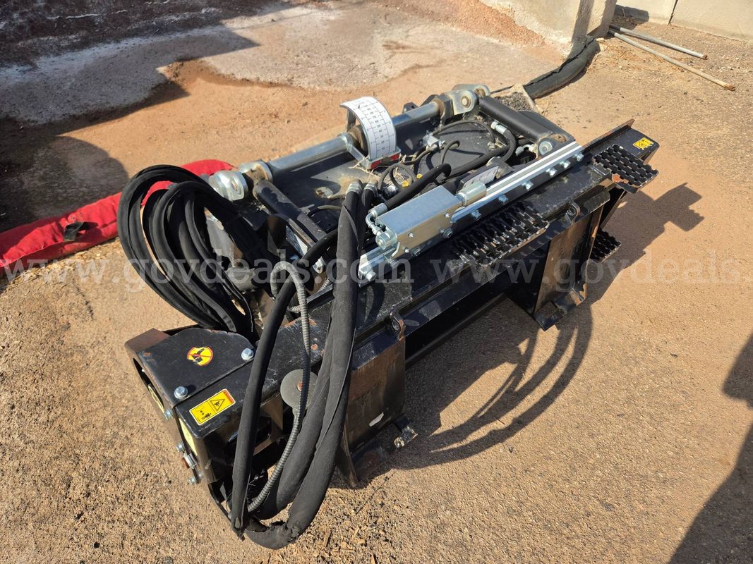 2019 Caterpillar PC310 Cold Planer Skid Steer Attachment - 40" Milling Head
