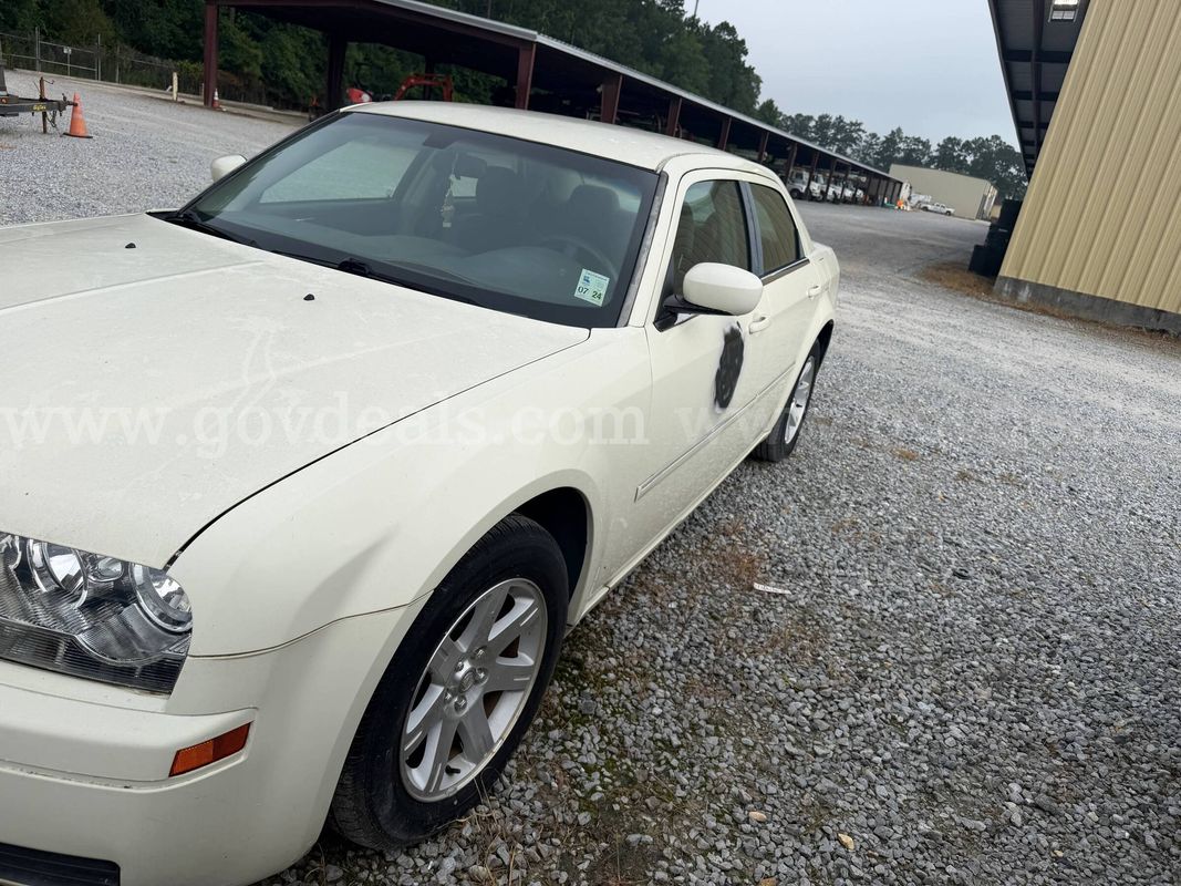 2007 Chrysler 300 Base