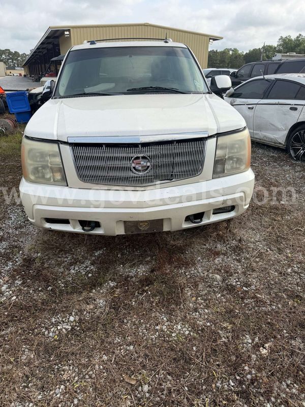 2005 Cadillac Escalade 2WD