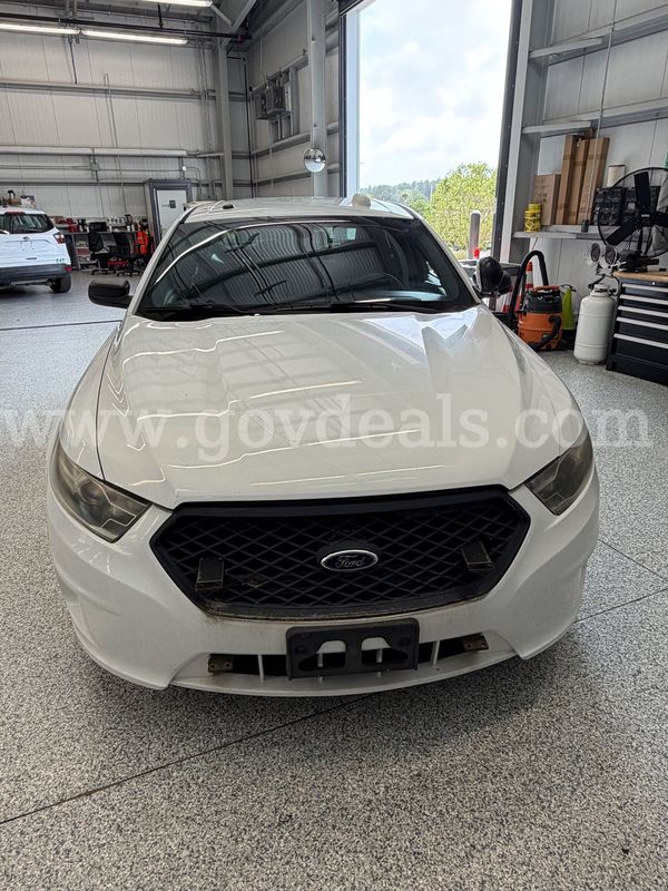 2014 Ford Taurus