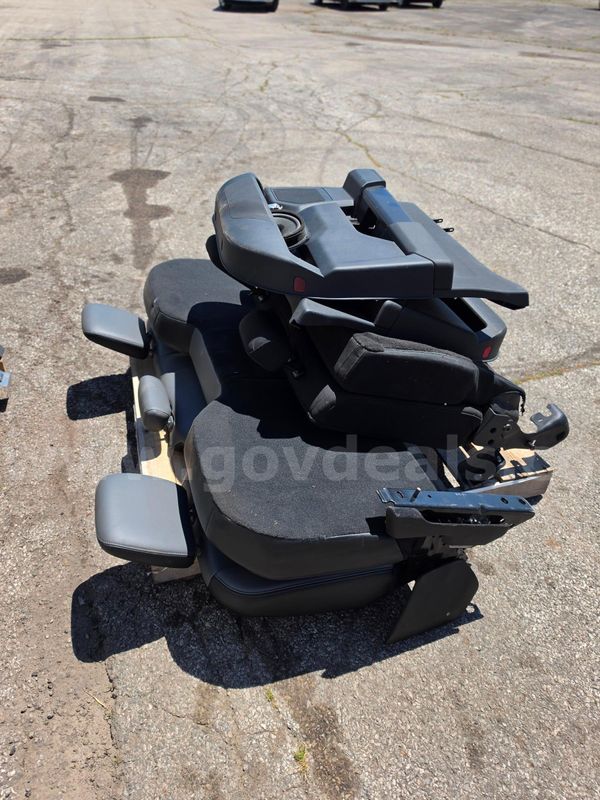 Seats to 23 f150 and Dodge Durango