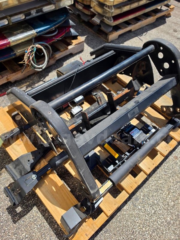 Misc vehicle gun rack for police vehicle