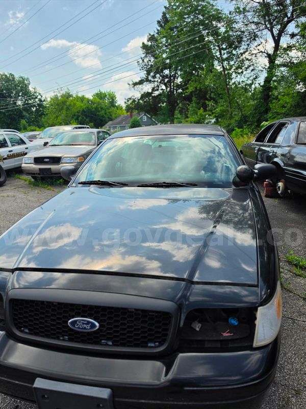 2010 Ford Crown Victoria