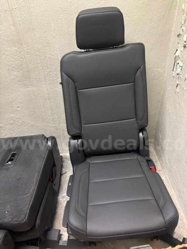 Rear Single Passenger Seat for 2025 Tahoe