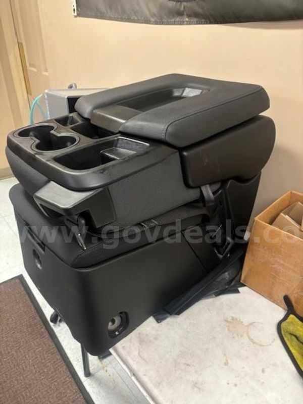 Center Console for 2025 Chevy Tahoe