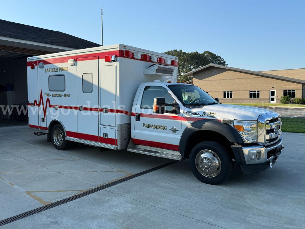 2013 Ford F-450 SD Regular Cab DRW 4WD