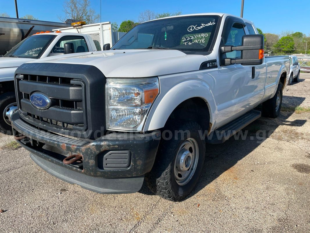2014 Ford F-250 SD XL SuperCab Long Bed 4WD