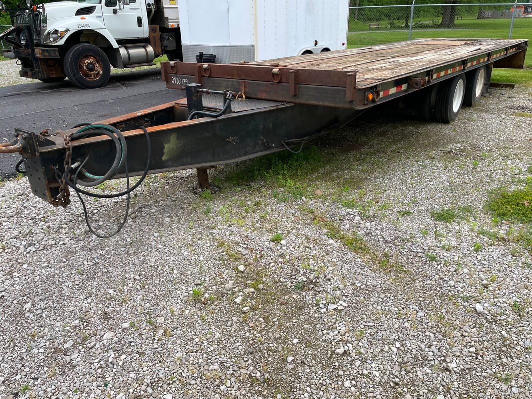 Trail King Equipment Trailer, Model TK40RB