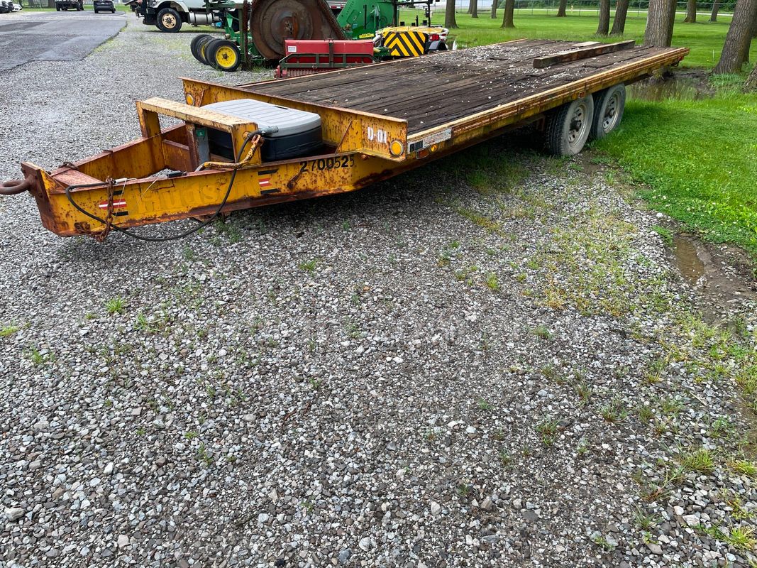 HUDSON Tandem Axle Flat Deck Equipment Trailer