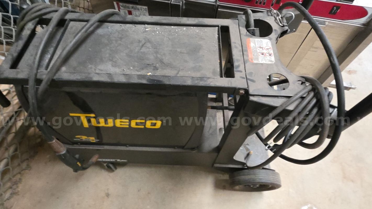 Fabricator - Tweco 211i
