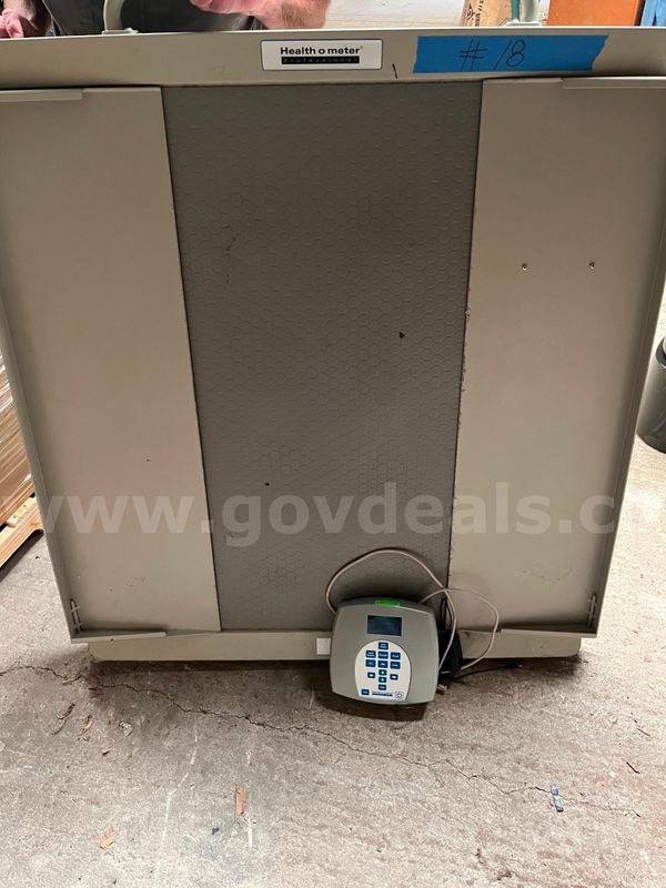 Scale - Health O Meter Professional Wheelchair Scale