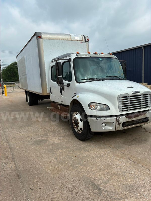 2007 Freightliner M2 106 Medium Duty