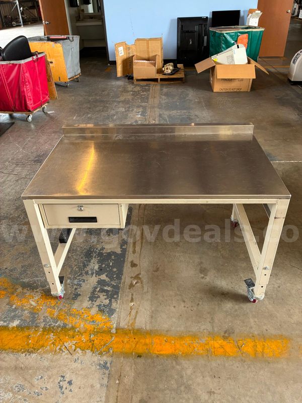 Table, wheeled