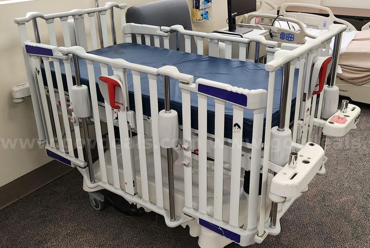 Hospital Bed/Pediatric Crib by Stryker