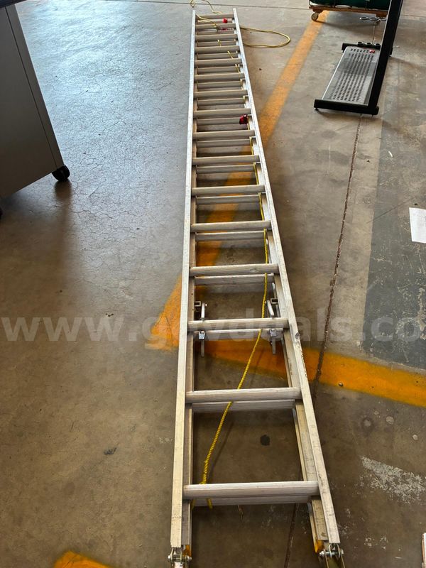 Ladder, 32', extension