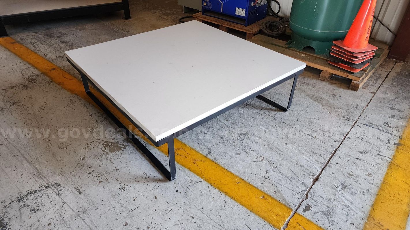 Table, end/coffee