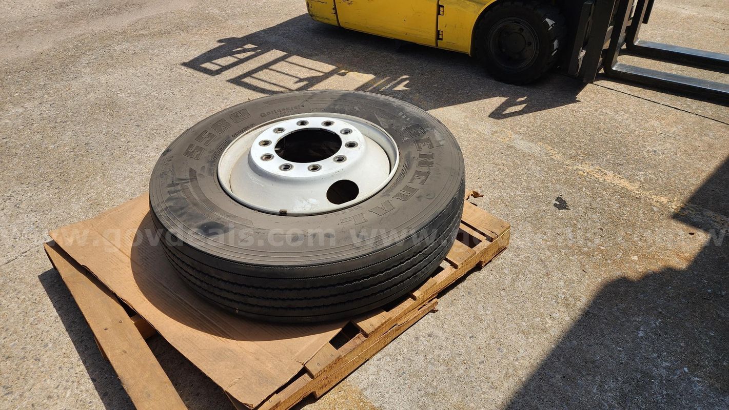 Tire and wheel - UNTESTED