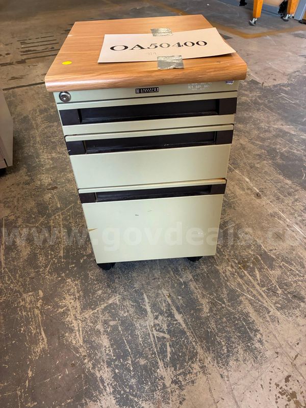Cabinet, wheeled