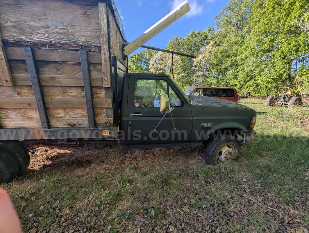 1994 Ford F-350 Dump Truck