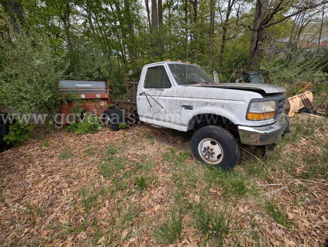 1997 Ford Truck – Project/Parts – Not Running