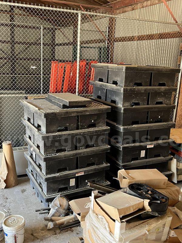 Spill Containment Pallets